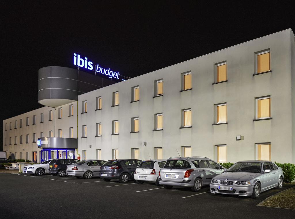 Ibis budget Orléans Sud Comet Esterno foto